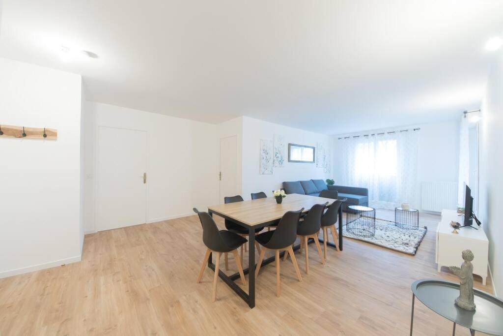 Suite Moderne Familiale 8 Pers - Disney 10M - 2 Sdb Bussy-Saint-Georges Exterior foto
